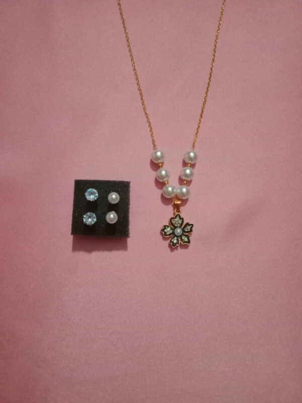 Flower Pearl Jewelry Set black color - nimicollection
